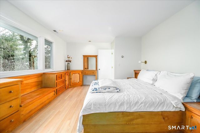 65 Bailey Road, Fairfield, CT 06825