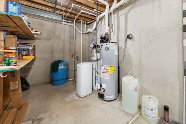 2216 N 2929th Road, Marseilles, IL 61341