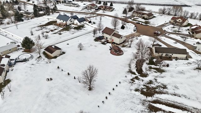 2216 N 2929th Road, Marseilles, IL 61341