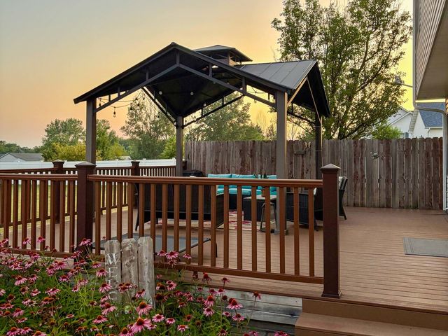 2216 N 2929th Road, Marseilles, IL 61341