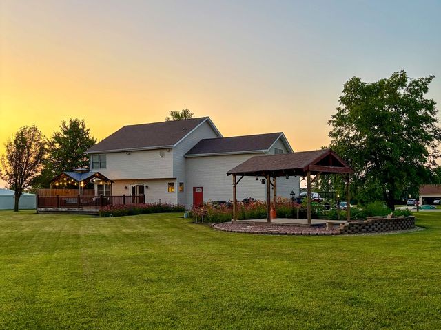 2216 N 2929th Road, Marseilles, IL 61341