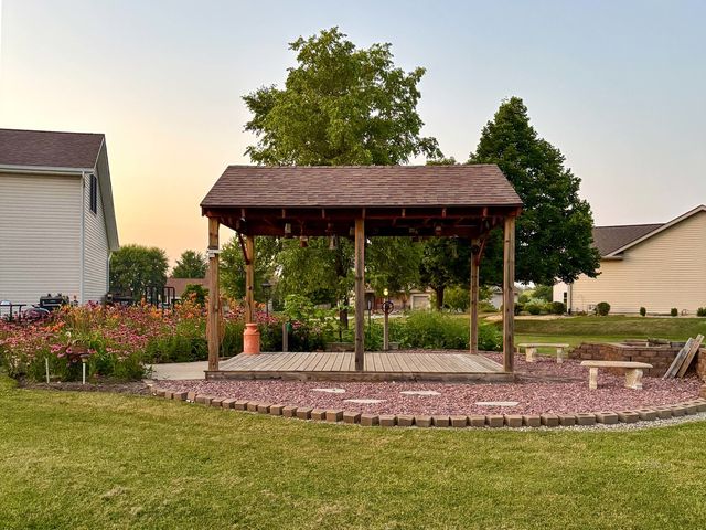 2216 N 2929th Road, Marseilles, IL 61341