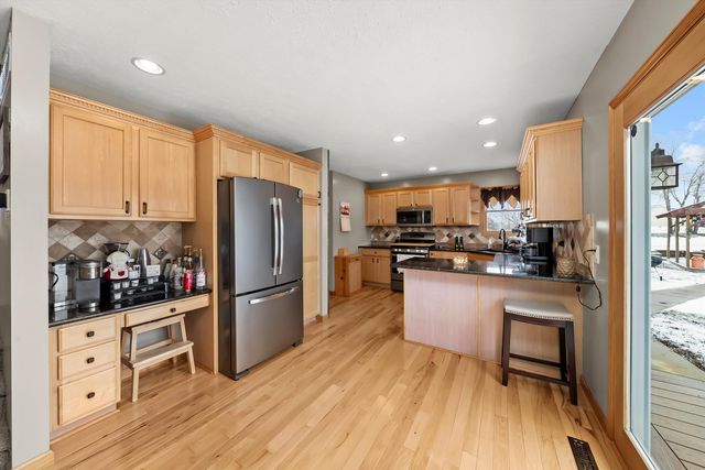 2216 N 2929th Road, Marseilles, IL 61341