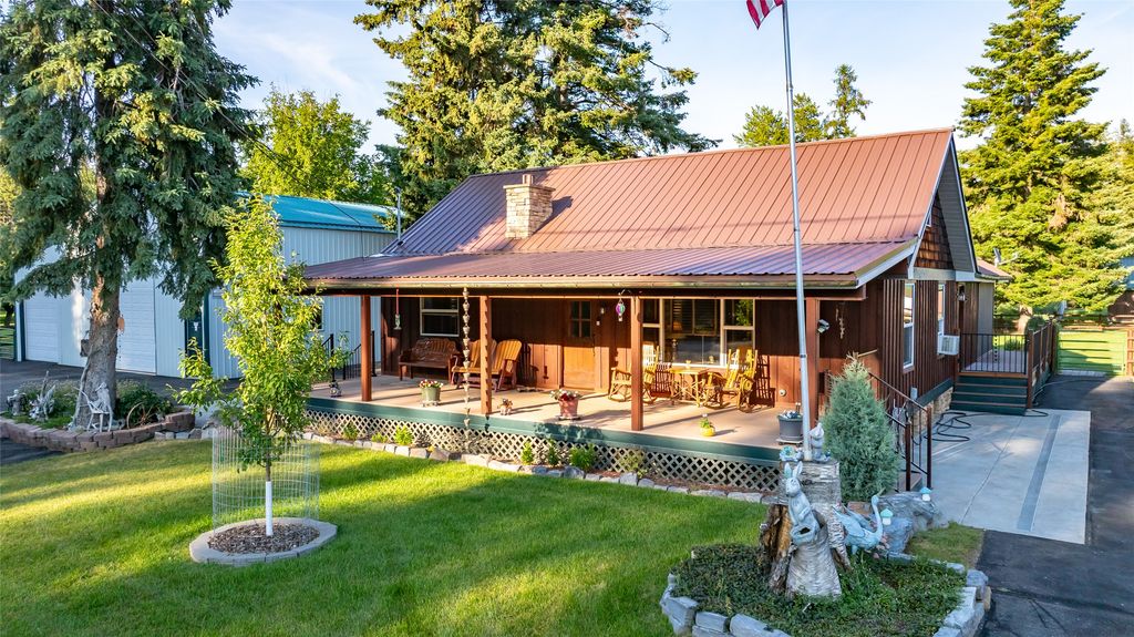 115 Ferndale Drive, Bigfork, MT 59911
