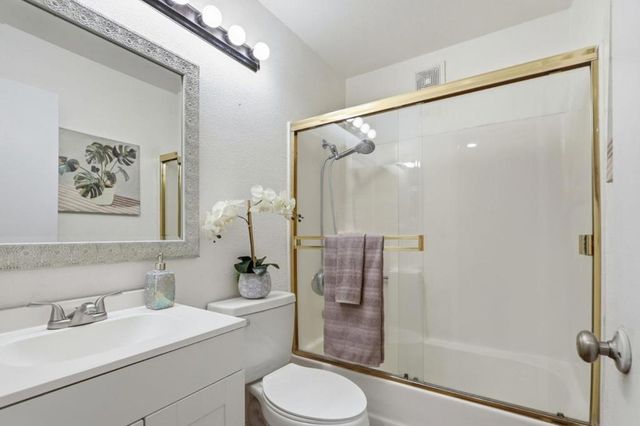 5274 Makati Circle, San Jose, CA 95123