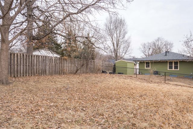 2101 30th Street, Des Moines, IA 50310