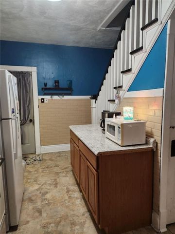 534 Broadway St, Masontown, PA 15461