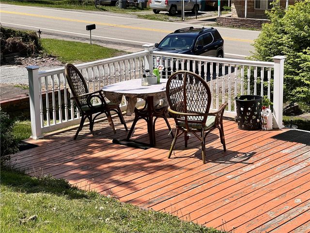 534 Broadway St, Masontown, PA 15461