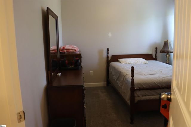 306 Highland Springs Loop, Inman, SC 29349