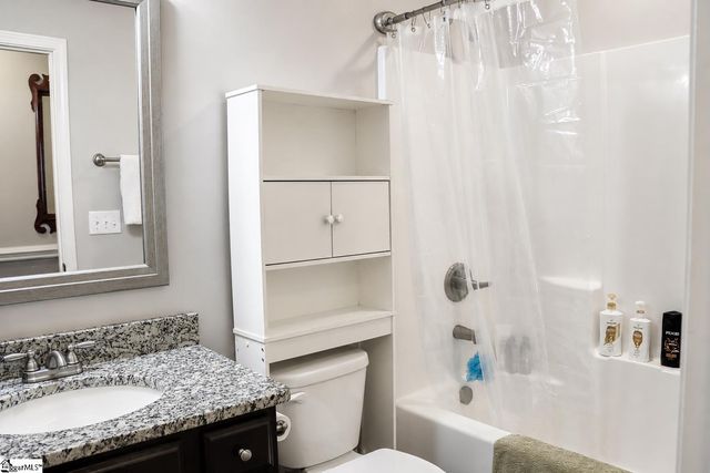 306 Highland Springs Loop, Inman, SC 29349