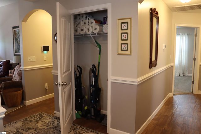 306 Highland Springs Loop, Inman, SC 29349