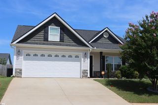 306 Highland Springs Loop, Inman, SC 29349