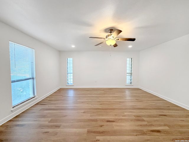 8346 Athenian, Universal City, TX 78148
