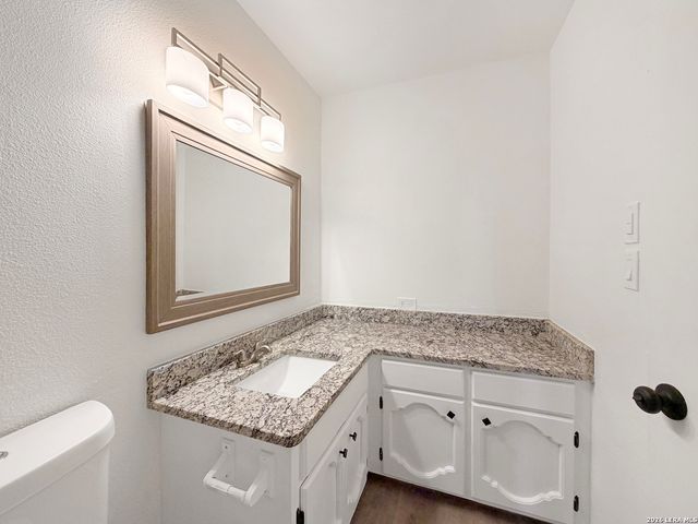 8346 Athenian, Universal City, TX 78148