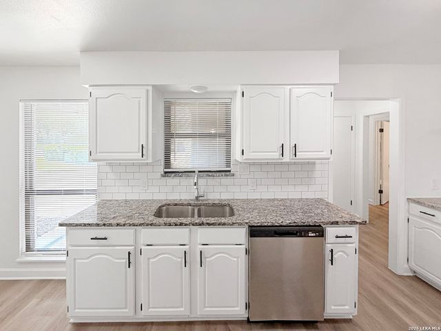8346 Athenian, Universal City, TX 78148