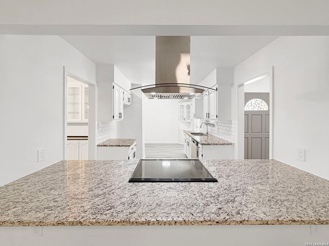 8346 Athenian, Universal City, TX 78148