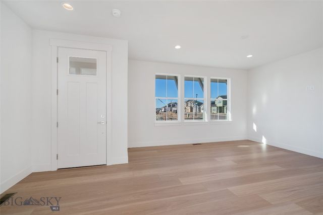 1200 Butler Creek Avenue, Belgrade, MT 59714