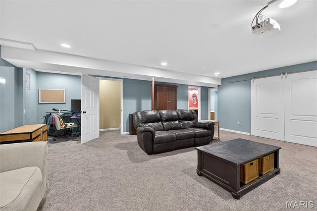 2162 Oakglen Street, Imperial, MO 63052