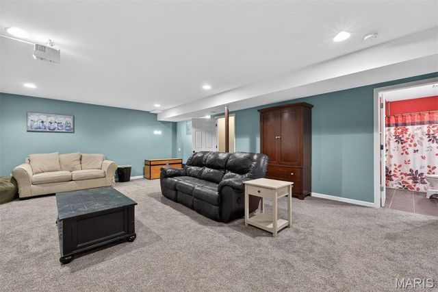 2162 Oakglen Street, Imperial, MO 63052