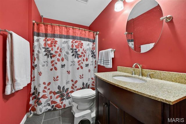 2162 Oakglen Street, Imperial, MO 63052