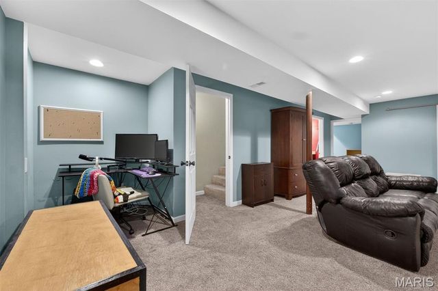 2162 Oakglen Street, Imperial, MO 63052