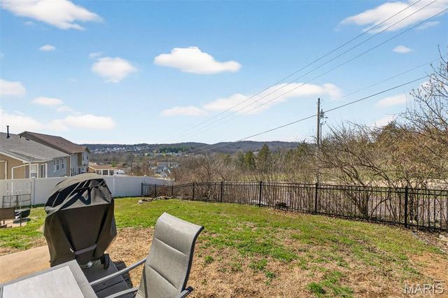 2162 Oakglen Street, Imperial, MO 63052