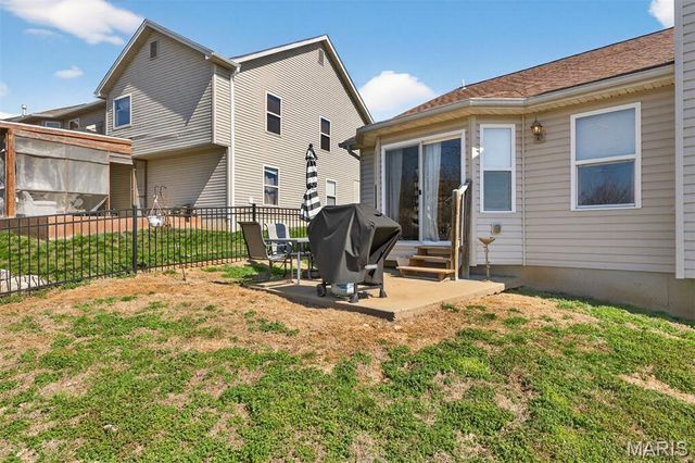 2162 Oakglen Street, Imperial, MO 63052