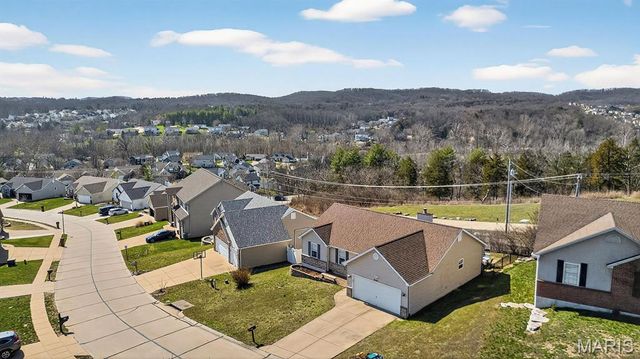 2162 Oakglen Street, Imperial, MO 63052