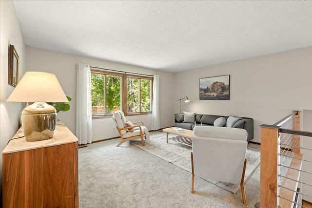4725 Upland Lane N, Plymouth, MN 55446