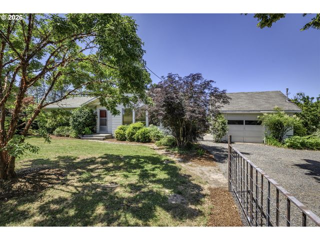 8415 Sw RIVER Rd, Hillsboro, OR 97123