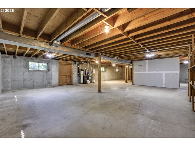 8415 Sw RIVER Rd, Hillsboro, OR 97123