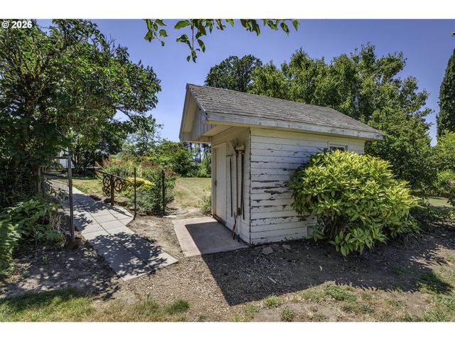 8415 Sw RIVER Rd, Hillsboro, OR 97123