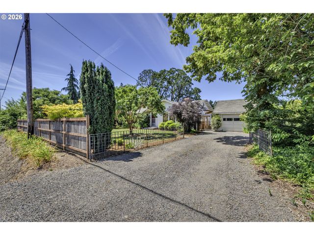 8415 Sw RIVER Rd, Hillsboro, OR 97123