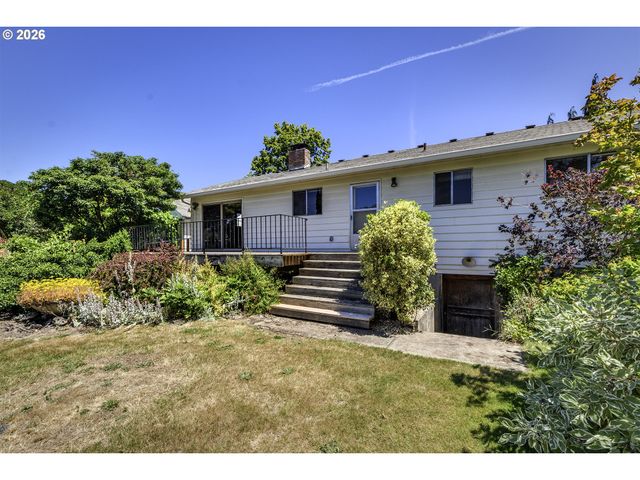 8415 Sw RIVER Rd, Hillsboro, OR 97123