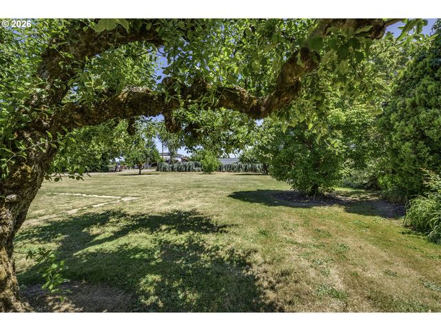 8415 Sw RIVER Rd, Hillsboro, OR 97123
