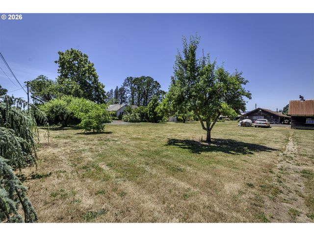8415 Sw RIVER Rd, Hillsboro, OR 97123
