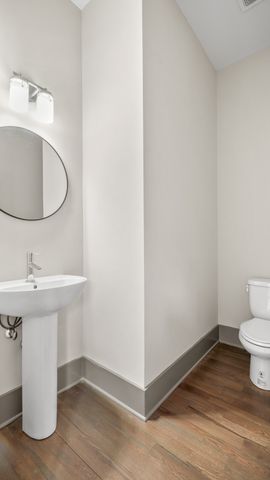 1108B Glenview Dr, Nashville, TN 37206