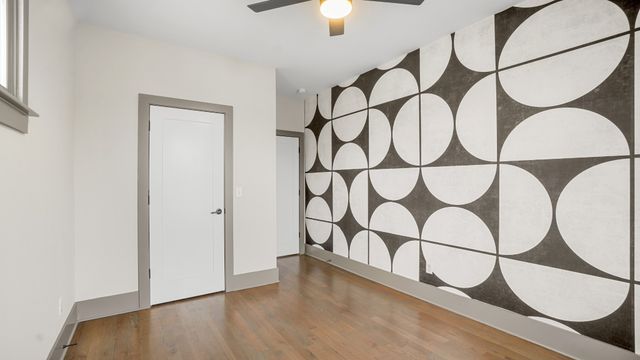 1108B Glenview Dr, Nashville, TN 37206