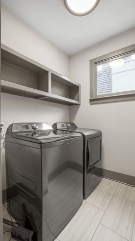 1108B Glenview Dr, Nashville, TN 37206