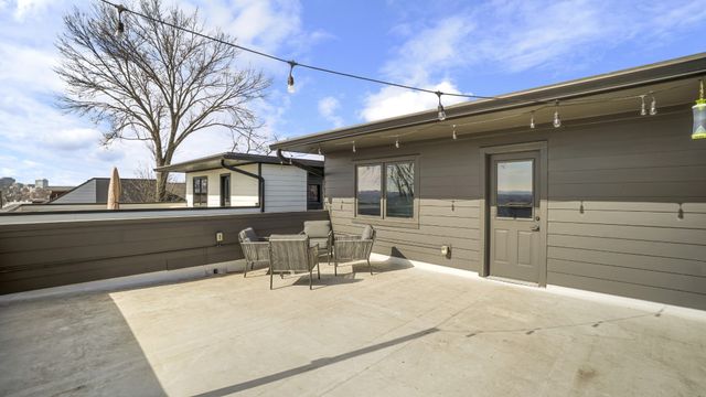 1108B Glenview Dr, Nashville, TN 37206