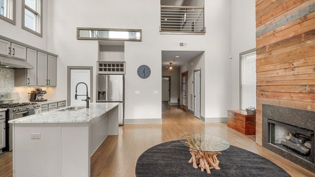 1108B Glenview Dr, Nashville, TN 37206