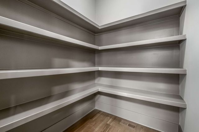 1108B Glenview Dr, Nashville, TN 37206