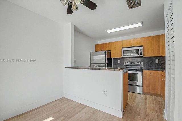 11236 SW 132nd Ct W, Miami, FL 33186