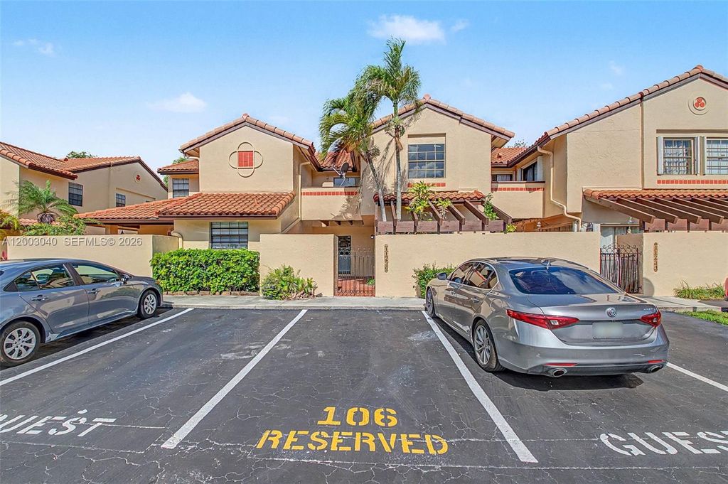 11236 SW 132nd Ct W, Miami, FL 33186