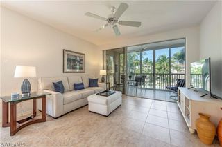 7702 Pebble Creek CIR 201, Naples, FL 34108