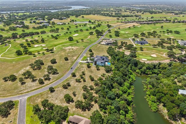 3100 Kahala Sunset DR, Spicewood, TX 78669
