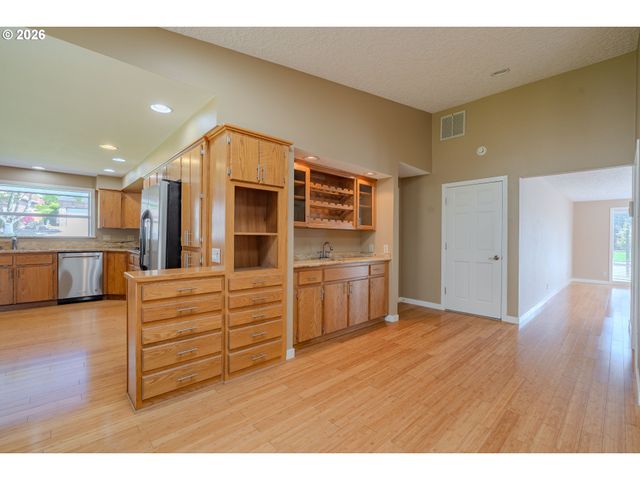 3512 Se 168TH Ave, Vancouver, WA 98683
