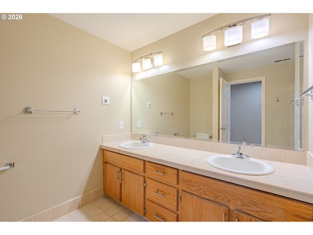 3512 Se 168TH Ave, Vancouver, WA 98683