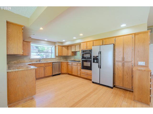3512 Se 168TH Ave, Vancouver, WA 98683