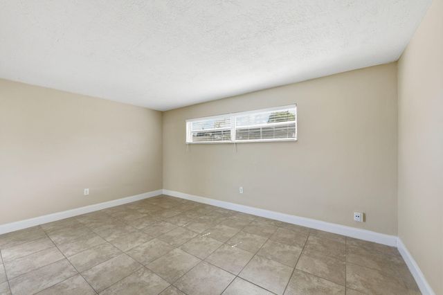 9671 NW 24th Street, Sunrise, FL 33322